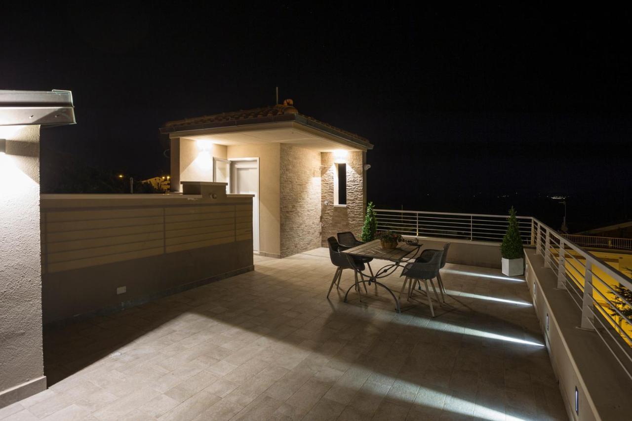 Prima Dell'Elba Family Apartments Piombino Exterior photo