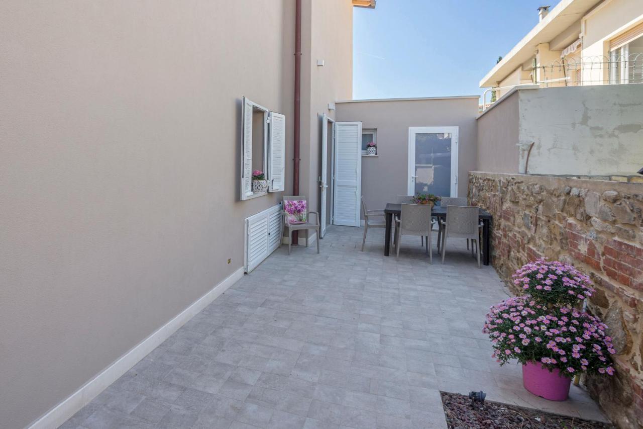 Prima Dell'Elba Family Apartments Piombino Exterior photo